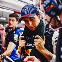 Es casi un hecho: Checo Pérez está a punto de volver a la Fórmula 1. Cadillac lo quiere de piloto y podría anunciarlo este fin de semana