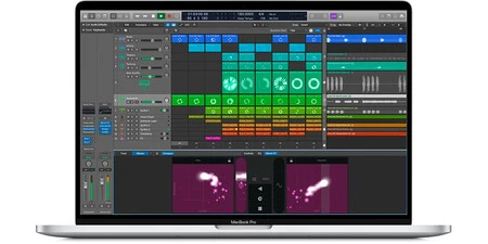 Apple の教育 Web サイトで発見された画像。画面上にプログラムとその機能が表示された 16 インチ MacBook Pro を示しています。