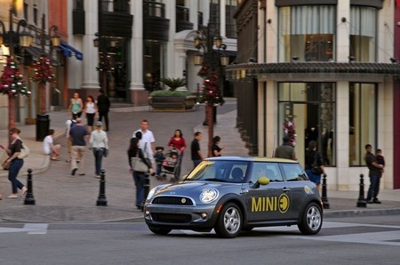 Un halo de esperanza para el Mini E