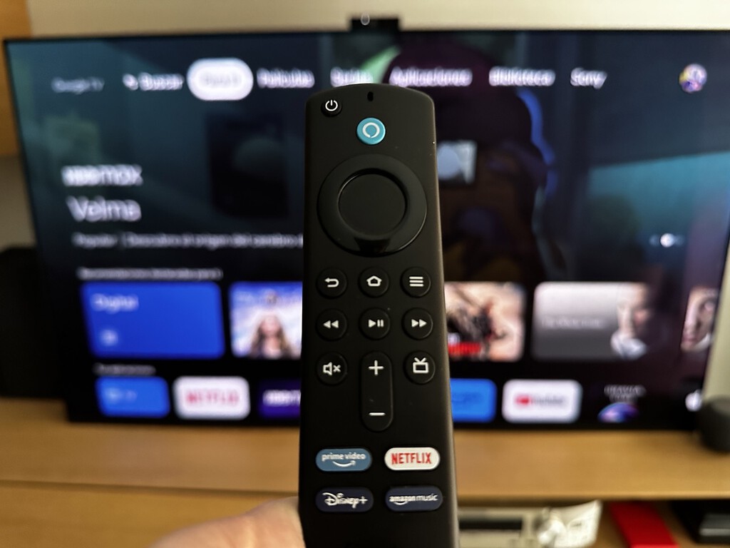 Así de fácil es corregir fallos de funcionamiento en un Fire TV Stick. Este truco permite reiniciarlo con el mando a distancia