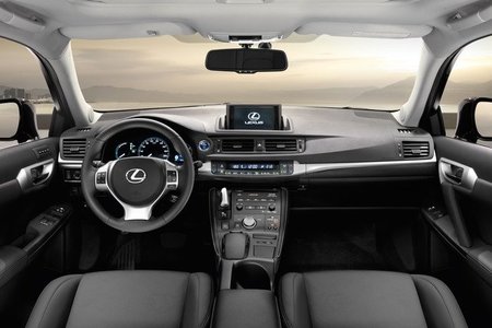 Lexus CT 200h