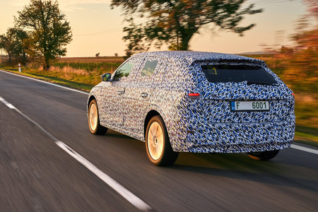 Skoda Scala camuflado