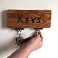 ¿Harto de perder las llaves del coche? Alucina con este llavero hecho con restos de un cinturón de seguridad