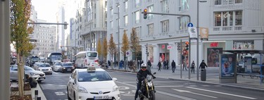 Las motos sí pueden circular por Madrid Central de 22:00 a 07:00 horas, pero siempre aparcando en garaje