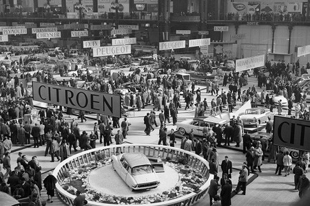Los años que cambiaron para siempre el Salón del Automóvil de París