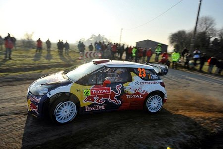 Thierry Neuville realizará 11 pruebas en el WRC