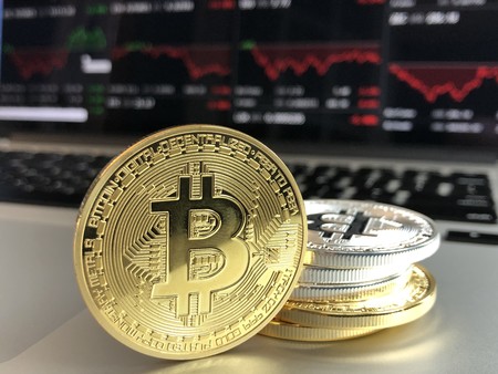 Un bug en la popular cartera Electrum permite a cualquier sitio web robar todos tus bitcoins