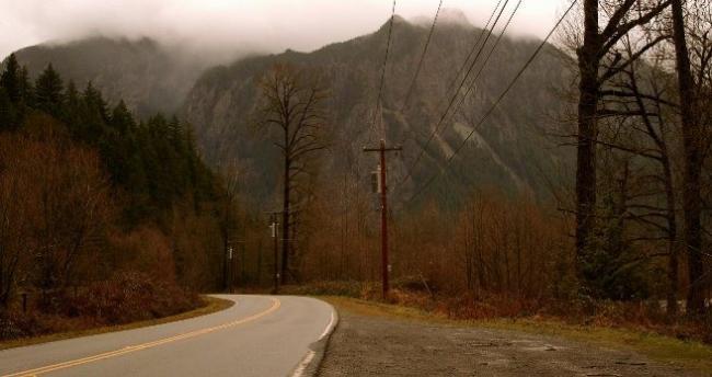 welcome_to_twin_peaks_road_nature_landscapes_desktop_1599x990_hd-wallpaper.jpg