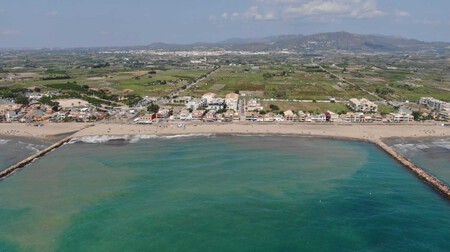 Viajes Valencia Eclipse Solar 2026 Escapadas Playa Buena Comida Vacaciones Baratas Familia Pueblo Marinero Bonito