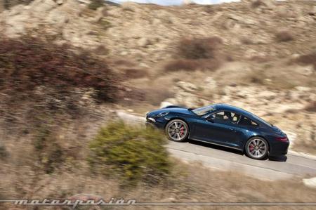 Porsche 911 Carrera 4S carretera