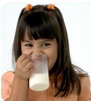 Leches vegetales: alternativas a la leche de vaca en niños alérgicos a la proteína láctea