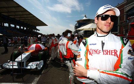 Adrian Sutil impaciente por conocer su futuro