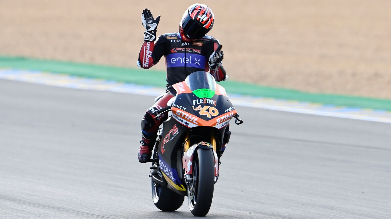 Niki Tuuli gana en Le Mans y Jordi Torres se proclama campeón de la Copa del Mundo de MotoE