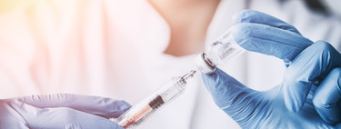 Vacunas infantiles y brote de coronavirus: la AEP nos aconseja cómo proceder al respecto
