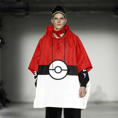 El furor de Pokémon llega a la moda con el desfile de Bobbly Abley en Londres