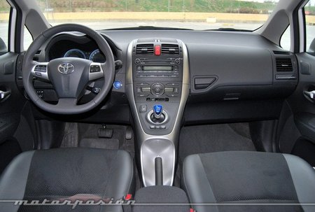 Toyota Auris HSD