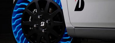 A Bridgestone criou pneus sem ar que nunca furam, mas há um problema: a velocidade máxima deles 