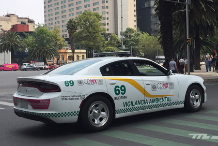 Las patrullas ambientales en CDMX contaminan más que el 62% de los autos vendidos en México