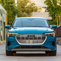 Audi e-tron llega a las primeras 100,000 unidades producidas