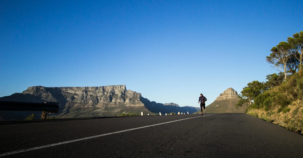 Si después de salir a correr te sientes "en una nube" no estas solo y tiene nombre: es el "subidón del corredor"