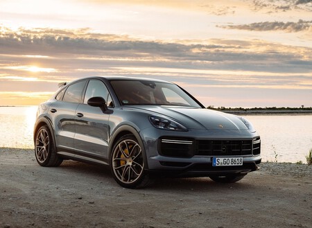 Porsche podría estar trabajando en un SUV de tres filas que estaría llegando en el 2025