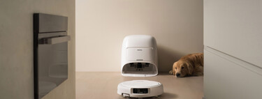 DJI ROMO: el primer robot aspirador de DJI ya es oficial. Y sí, esquiva obstáculos con la tecnología de sus drones