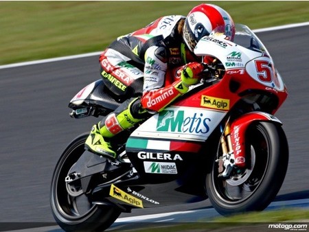 Marco Simoncelli logra la quinta pole del año