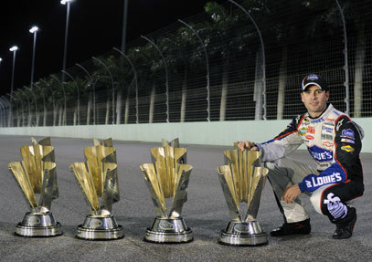 Jimmie Johnson logra su cuarto título consecutivo
