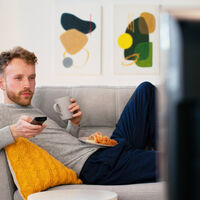 Tele de 55 pulgadas y barra de sonido: el pack de menos de 400 euros que PcComponentes tiene ahora