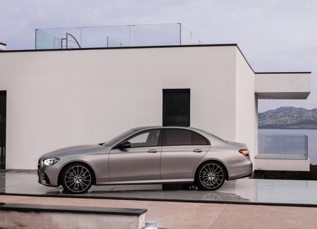Mercedes Benz E Class 2021 1600 0e