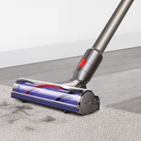 10% de descuento en el aspirador de tipo escoba Dyson V8 Animal + sólo hoy hasta medianoche en eBay: se queda en 269,99 euros