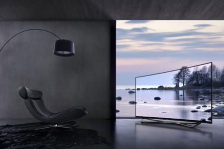 Panasonic 65CZ950: 4K OLED y panel curvo, ¿se puede pedir más?