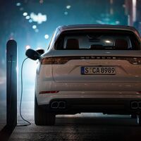 Porsche Cayenne EV podría estar listo en 2024 y tener el mismo tren motriz eléctrico que Taycan