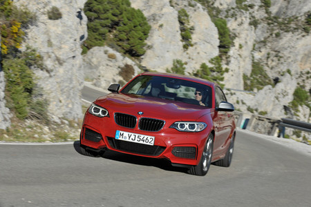 Este brutal anuncio del BMW M235i no gusta en Australia