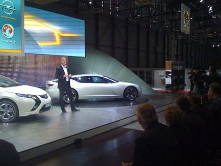 Presentación privada de Opel en el Salón de Ginebra 2010