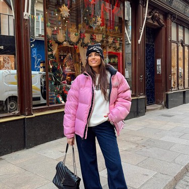 Los plumíferos resistentes a la lluvia mega rebajados en Oysho serán nuestro must en los looks de invierno