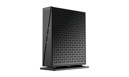 Si necesitas un modem, hoy en Amazon tienes el Netgear DM200-100EUS por sólo 35,76 euros