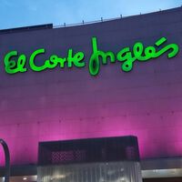 El Corte Inglés rebaja casi a mitad de precio las zapatillas blancas de Fred Perry que combinan con todo el armario