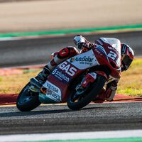 Izan Guevara hace una pole position como la copa de un pino en MotorLand y amenaza con la escapada