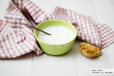 Cinco recetas de salsas saludables para dar sabor a tus platos