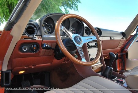 Mercedes-Benz 280 SL (R107)