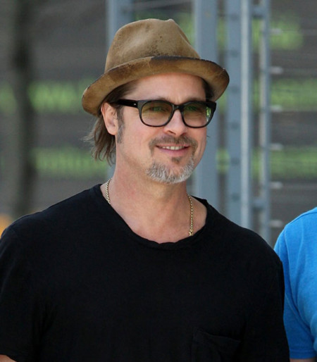Brad Pitt, Ricky Martin... Los famosos visten el negro (y sin alistarse en la Guardia de la Noche)
