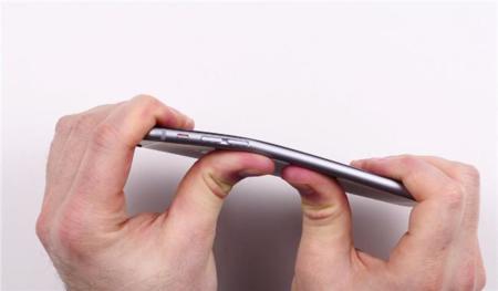 El iPhone 6 tiene una característica sorpresa: se dobla