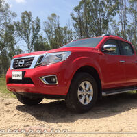 Probamos la Nissan NP300 Frontier, y sí, es tan robusta como sofisticada... para ser una pick-up