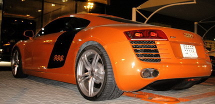 Audi R8 destinado al reparto de butano