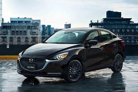 Mazda 2023