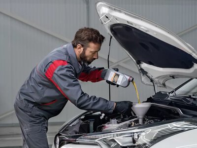 Aceites para coches híbridos eléctricos: una lubricación diferente para un motor diferente 