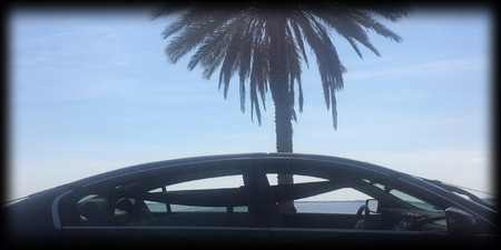 ¿Una hamaca de quita y pon para dormir en tu coche? Se llama Car Hammock