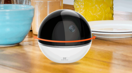 La ezViz Mini 360 Plus es una cámara de vigilancia que permite grabar el entorno en 360⁰