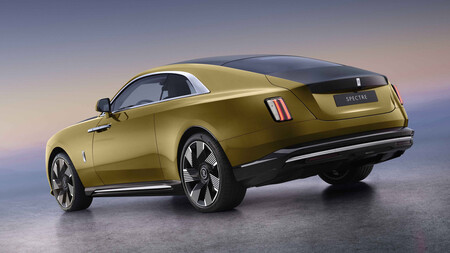 Rolls Royce Spectre 16